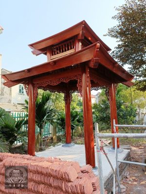 lầu vọng nguyệt tứ giác
