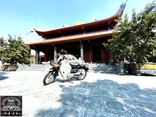 thi công chùa gỗ lim
