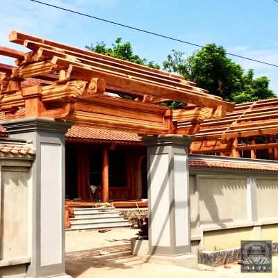cổng gỗ
