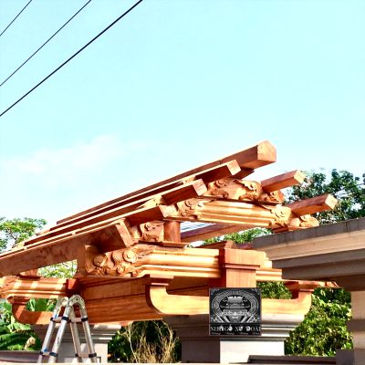 cổng gỗ