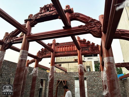 làm nhà gỗ xoan 5 gian