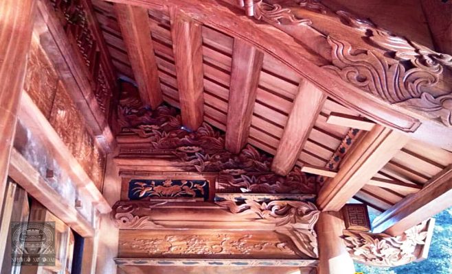 nhà gỗ lim 3 gian 18 cột